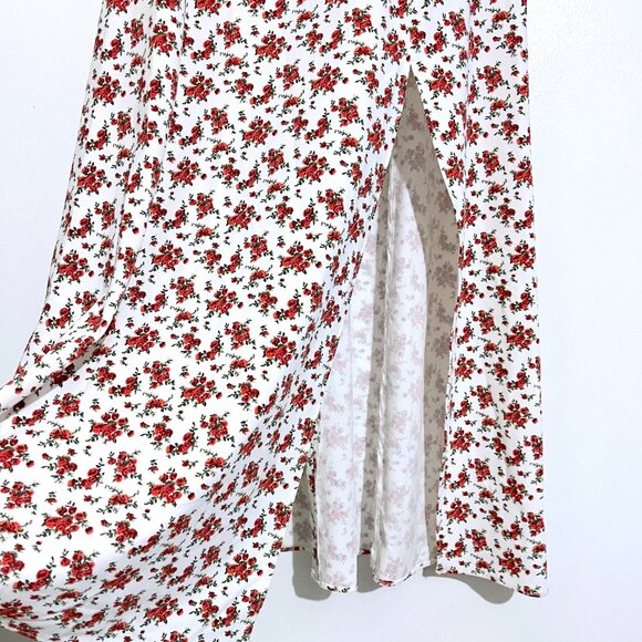 Danielle Bernstein Floral Slitted Short Sleeve Queen Anne Neckline Dress - Picture 11 of 15